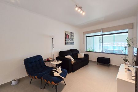 Casa à venda com 165m², 3 quartos e 2 vagasSala