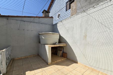 Casa à venda com 165m², 3 quartos e 2 vagasTerraço