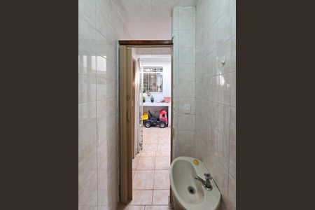 Casa à venda com 165m², 3 quartos e 2 vagasBanheiro de serviço