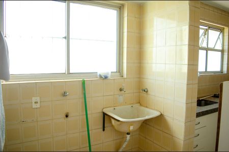Apartamento para alugar com 126m², 4 quartos e 1 vaga Apartamento para alugar com 126m², 4 quartos e 1 vagaÁrea de Serviço