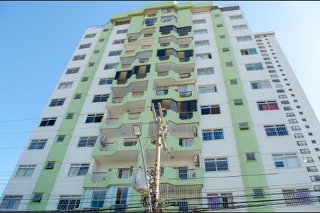 Apartamento para alugar com 126m², 4 quartos e 1 vaga Apartamento para alugar com 126m², 4 quartos e 1 vagaFachada