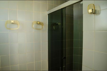 Apartamento para alugar com 126m², 4 quartos e 1 vaga Apartamento para alugar com 126m², 4 quartos e 1 vagaBanheiro da Suíte