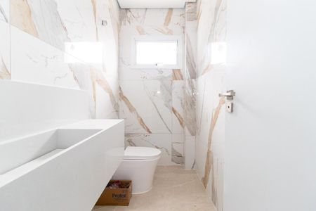 Casa para alugar com 400m², 4 quartos e 8 vagasLavabo