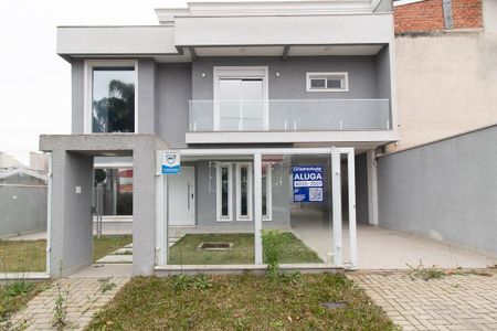 Casa para alugar com 400m², 4 quartos e 8 vagasFachada