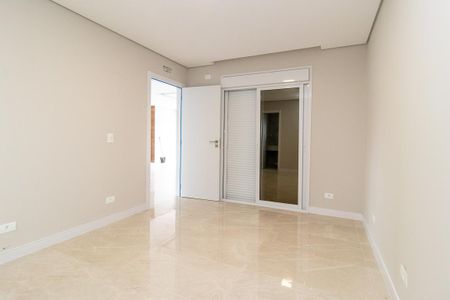 Casa para alugar com 400m², 4 quartos e 8 vagasSuíte 2