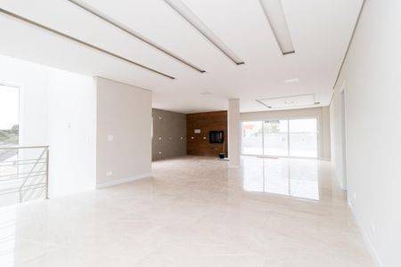 Casa para alugar com 400m², 4 quartos e 8 vagasÁra comum - São de Festas