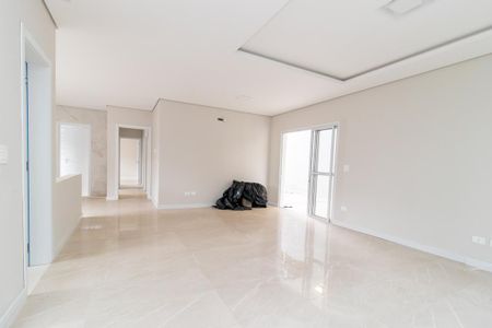 Sala de casa para alugar com 4 quartos, 400m² em Xaxim, Curitiba