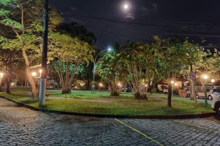 Casa de condomínio à venda com 860m², 4 quartos e 3 vagas Casa de condomínio à venda com 860m², 4 quartos e 3 vagasÁrea comum