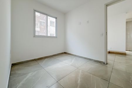 Apartamento para alugar com 37m², 2 quartos e 1 vagaQuarto 2