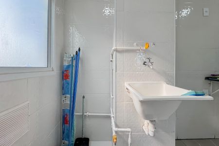 Apartamento para alugar com 37m², 2 quartos e 1 vagaCozinha e Área de Serviço