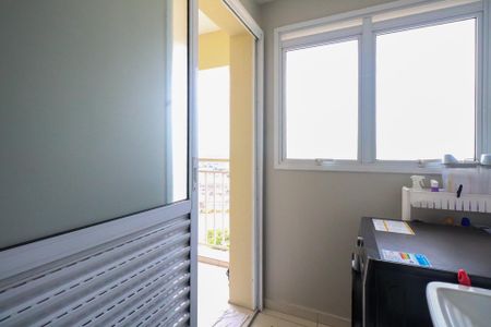 Apartamento à venda com 70m², 2 quartos e 1 vagaÁrea de Serviço