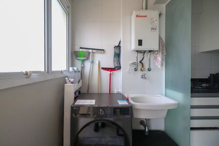 Apartamento à venda com 70m², 2 quartos e 1 vagaÁrea de Serviço