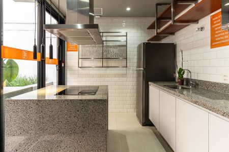 Studio à venda com 15m², 1 quarto e sem vaga Studio à venda com 15m², 1 quarto e sem vagaEspaço Multiuso