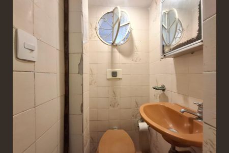 Apartamento à venda com 129m², 4 quartos e sem vagaBanheiro 1