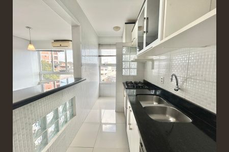Apartamento para alugar com 60m², 2 quartos e 2 vagasCozinha