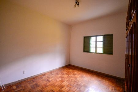 Casa à venda com 300m², 4 quartos e 1 vagaCasa 2 - Quarto 1 