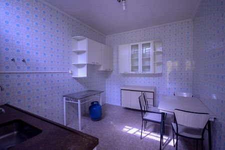 Casa à venda com 300m², 4 quartos e 1 vagaCasa 2 - Cozinha 