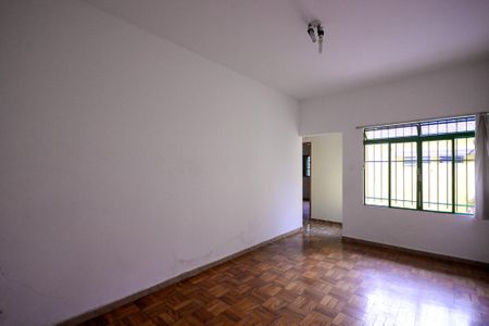 Casa à venda com 300m², 4 quartos e 1 vagaCasa 2 - Sala 