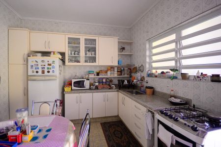 Casa à venda com 300m², 4 quartos e 1 vagaCasa 1 - Cozinha  