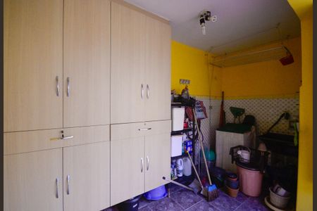 Casa à venda com 300m², 4 quartos e 1 vagaCasa 1 - Quintal/Área de Serviço 