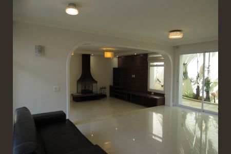 Sala de casa à venda com 5 quartos, 450m² em Continental, Osasco