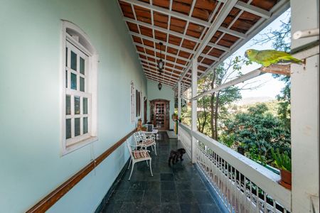 Casa à venda com 352m², 5 quartos e 6 vagasVaranda da Sala