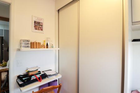 Apartamento à venda com 58m², 2 quartos e 1 vagaQuarto 2