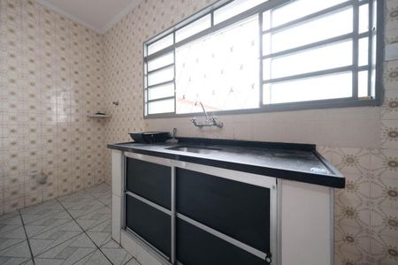 Casa para alugar com 45m², 1 quarto e 1 vagaSala/Cozinha