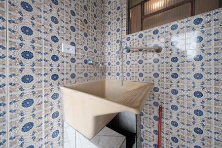 Casa para alugar com 45m², 1 quarto e 1 vagaÁrea de Serviço