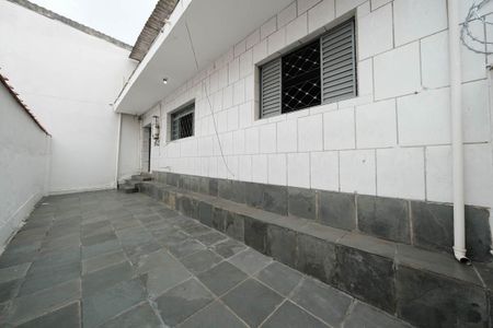 Casa para alugar com 45m², 1 quarto e 1 vagaÁrea externa