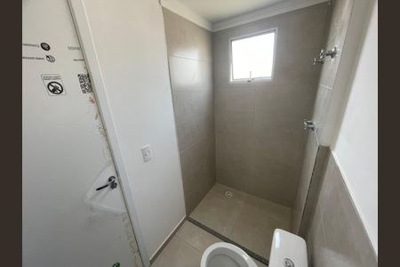 Apartamento à venda com 50m², 2 quartos e 1 vaga Apartamento à venda com 50m², 2 quartos e 1 vagaBanheiro da Suíte
