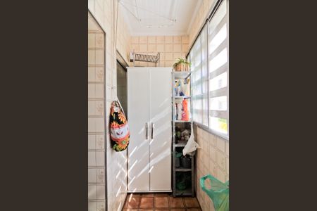 Apartamento à venda com 60m², 2 quartos e 1 vagaÁrea de Serviço