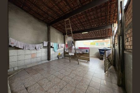 Casa à venda com 302m², 3 quartos e 2 vagasÁrea Externa