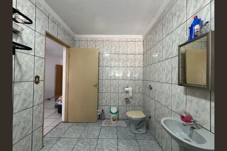 Casa à venda com 302m², 3 quartos e 2 vagasBanheiro da Suíte