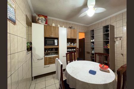 Casa à venda com 302m², 3 quartos e 2 vagasCopa