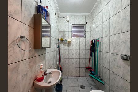 Casa à venda com 302m², 3 quartos e 2 vagasBanheiro 1