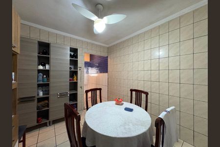 Casa à venda com 302m², 3 quartos e 2 vagasCopa