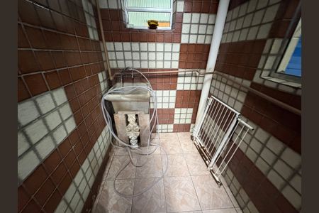 Casa à venda com 302m², 3 quartos e 2 vagasÁrea de Serviço