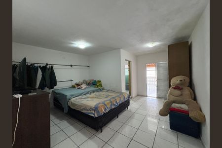 Casa à venda com 302m², 3 quartos e 2 vagasSuíte