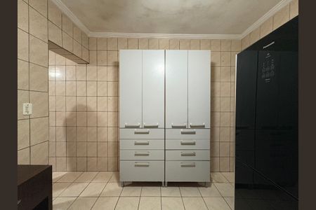 Casa à venda com 302m², 3 quartos e 2 vagasCozinha