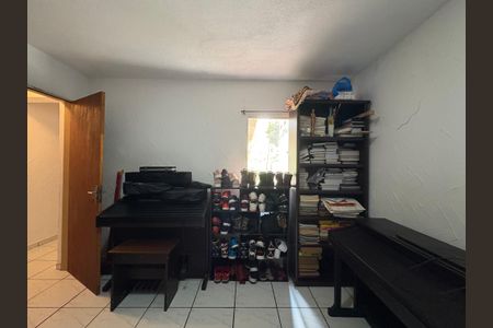 Casa à venda com 302m², 3 quartos e 2 vagasQuarto 2