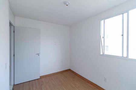 Quarto 2 de apartamento para alugar com 2 quartos, 45m² em Pedra Azul, Contagem