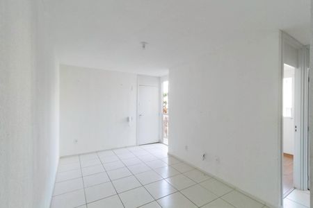 Sala de apartamento para alugar com 2 quartos, 45m² em Pedra Azul, Contagem