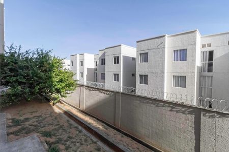 Quarto 2 - Vista de apartamento para alugar com 2 quartos, 45m² em Pedra Azul, Contagem