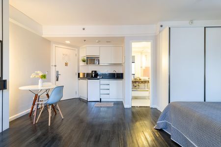 Studio para alugar com 34m², 1 quarto e sem vaga Studio para alugar com 34m², 1 quarto e sem vagaStudio