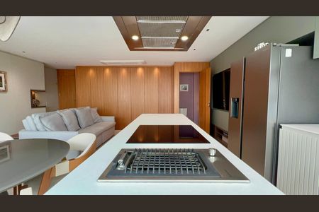 Apartamento à venda com 70m², 1 quarto e 1 vaga Apartamento à venda com 70m², 1 quarto e 1 vagaCozinha