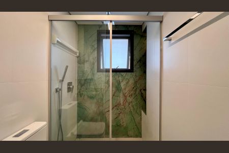 Apartamento à venda com 70m², 1 quarto e 1 vaga Apartamento à venda com 70m², 1 quarto e 1 vagaBanheiro da Suíte