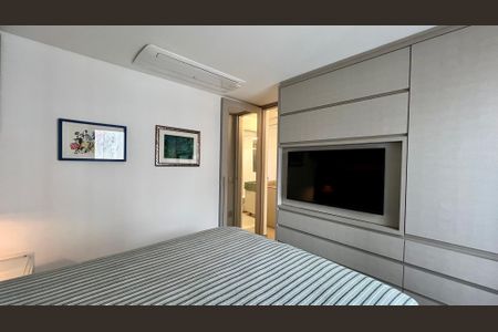Apartamento à venda com 70m², 1 quarto e 1 vaga Apartamento à venda com 70m², 1 quarto e 1 vagaSuíte