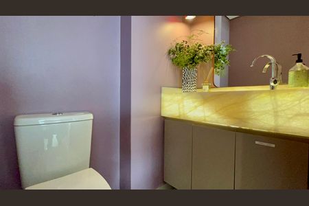 Apartamento à venda com 70m², 1 quarto e 1 vaga Apartamento à venda com 70m², 1 quarto e 1 vagaLavabo