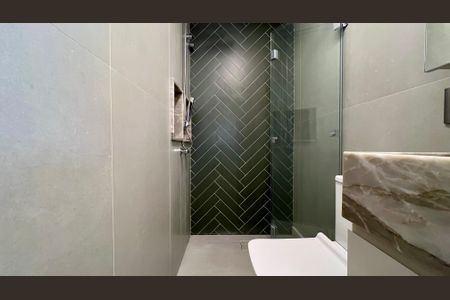 Apartamento à venda com 70m², 1 quarto e 1 vaga Apartamento à venda com 70m², 1 quarto e 1 vagaBanheiro Social